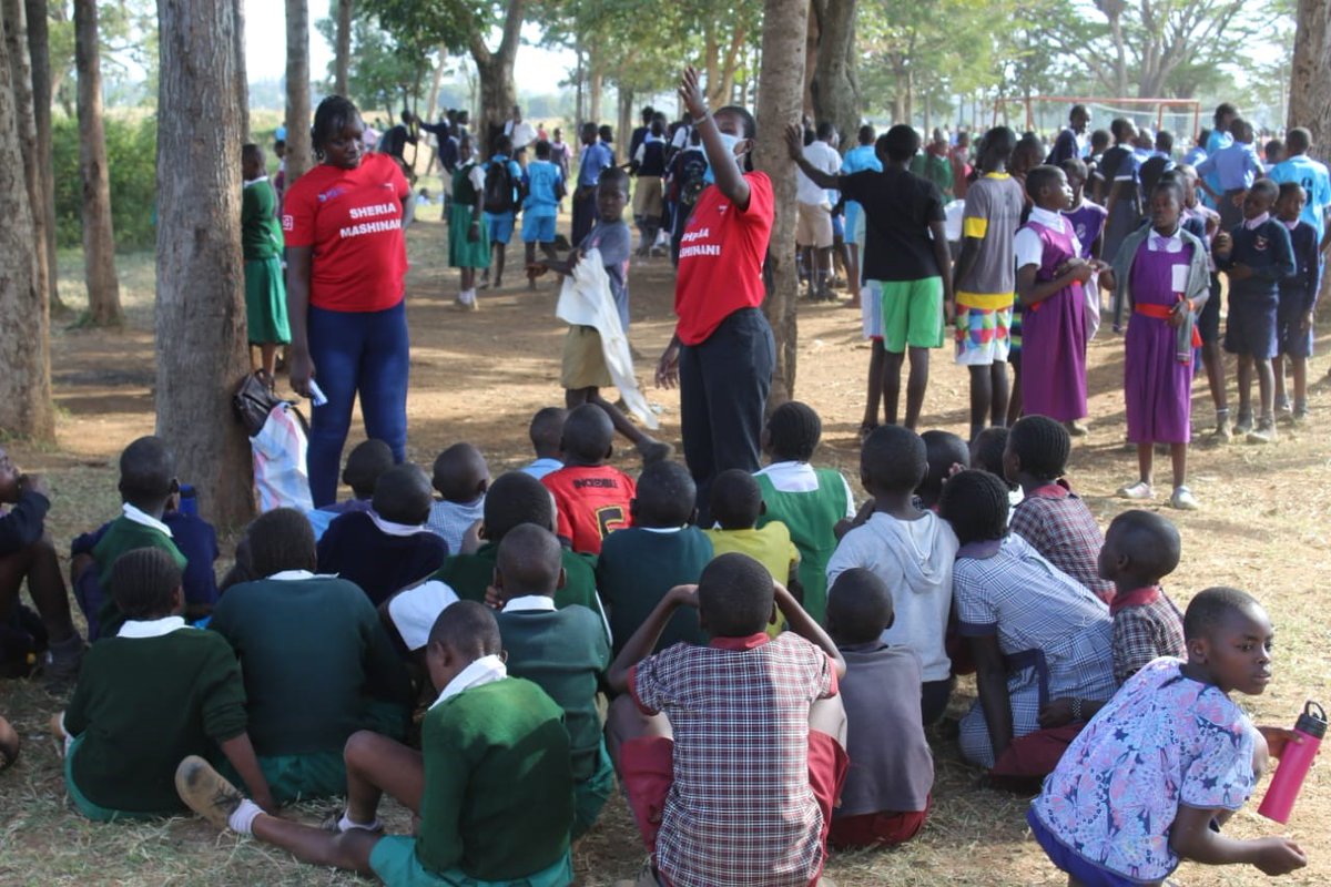 CrimeSiPoaKenya's tweet photo. Talking to children about reproductive health is key in shaping what they will believe, think, & how they behave regarding their sexual health. We got an opportunity to engage some students in Kisumu during the zonal ball games
#CSPonthemove
@Global4Children
@SaveChildren_KE https://t.co/Eo1rvTRVl9