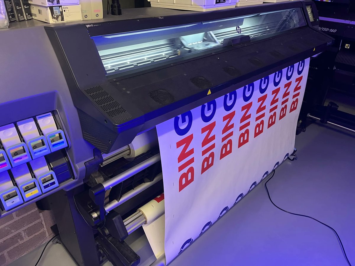 astech83's tweet image. Pumping out more decals for the BINGO site 👊 

#InnovativeWraps #VinylSignages #VinylDecals #CorporateBranding