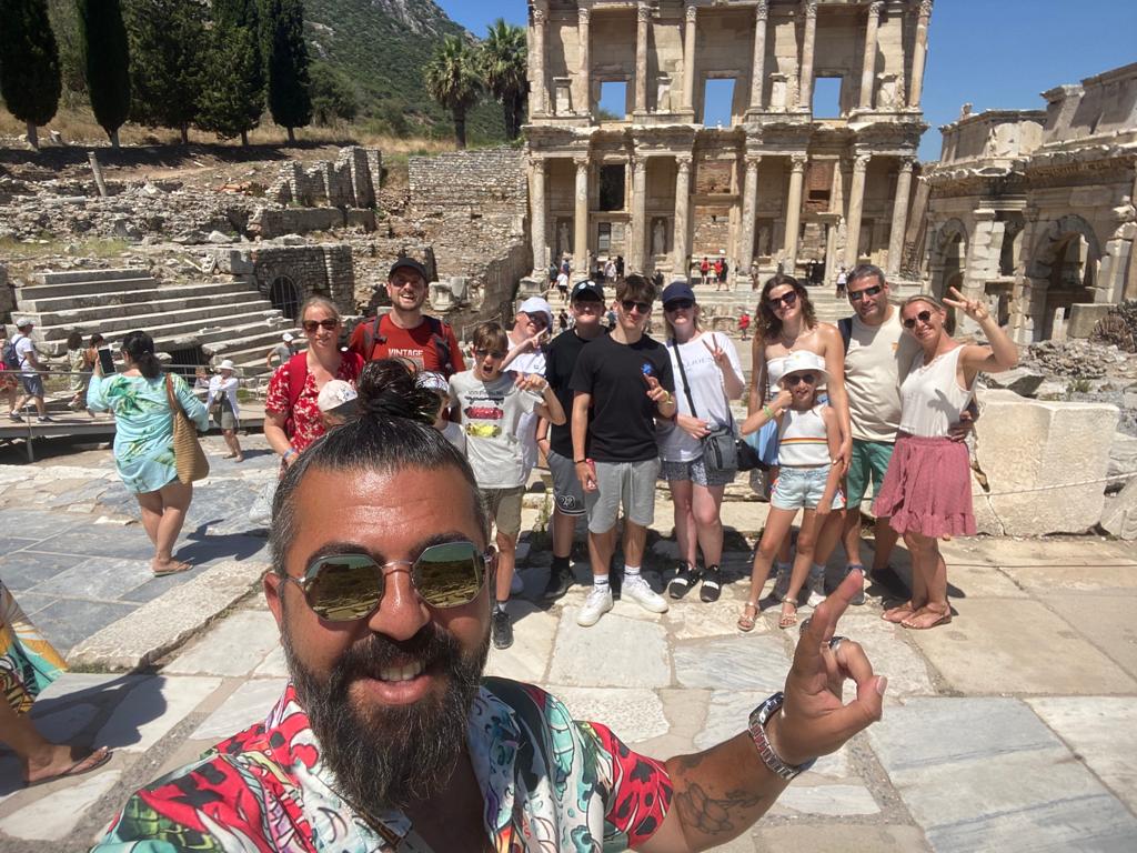 17.07.2023 Monday
Ephesus small grouptour from Kuşadası
#summer #perontour #ephesus #ephesustour #ephesusancientcity #selcuk #izmir #izmirselcuk #turkey