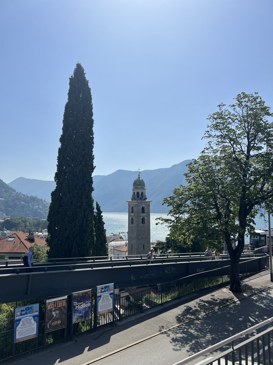 Die Bundesstadt Bern sieht heute auch eher aus wie die Sonnenstube der Schweiz! Vielen Dank für die kurzfristige Tourenanpassung liebe Lenkung Lokpersonal! Der Höhepunkt des heutigen Arbeitstages!