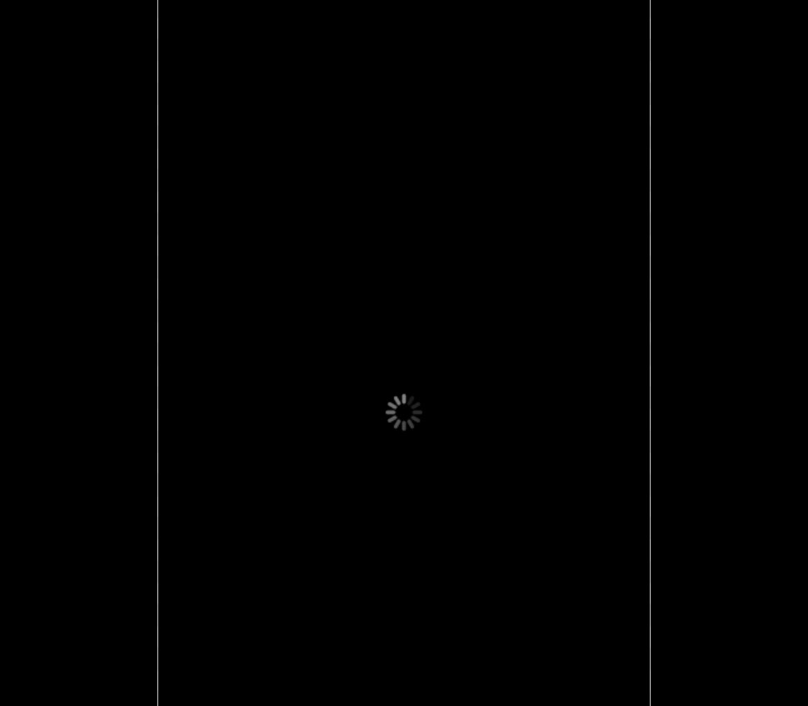 CAAshutosh98's tweet photo. Hi @Apple I was pleased to purchase the Apple iPhone 13 but i am facing an issue after a certain interval screen goes black for a while and processing wheel is showing as shown below in picture and then again mobile get back to normal screen.  @AppleSupport https://t.co/Qj1IIIsIMP