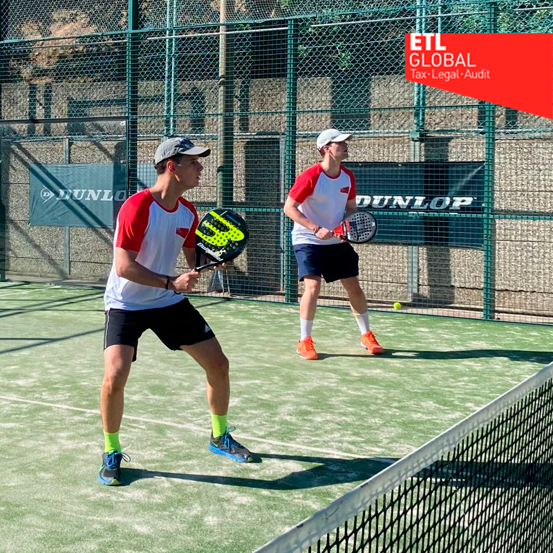 ETLGlobalEsp's tweet photo. 💯 #ETLSportVibes | El viernes pasado nuestros compañeros de Audiconsultores ETL GLOBAL organizaron un campeonato de pádel con algunas de las firmas miembro del grupo @ETLGlobalEsp en Barcelona.

🥇Felicitamos a la pareja ganadora del torneo: Carlos Nistal y Eduardo Pallero. 👏👏 https://t.co/zyVF33Nvid