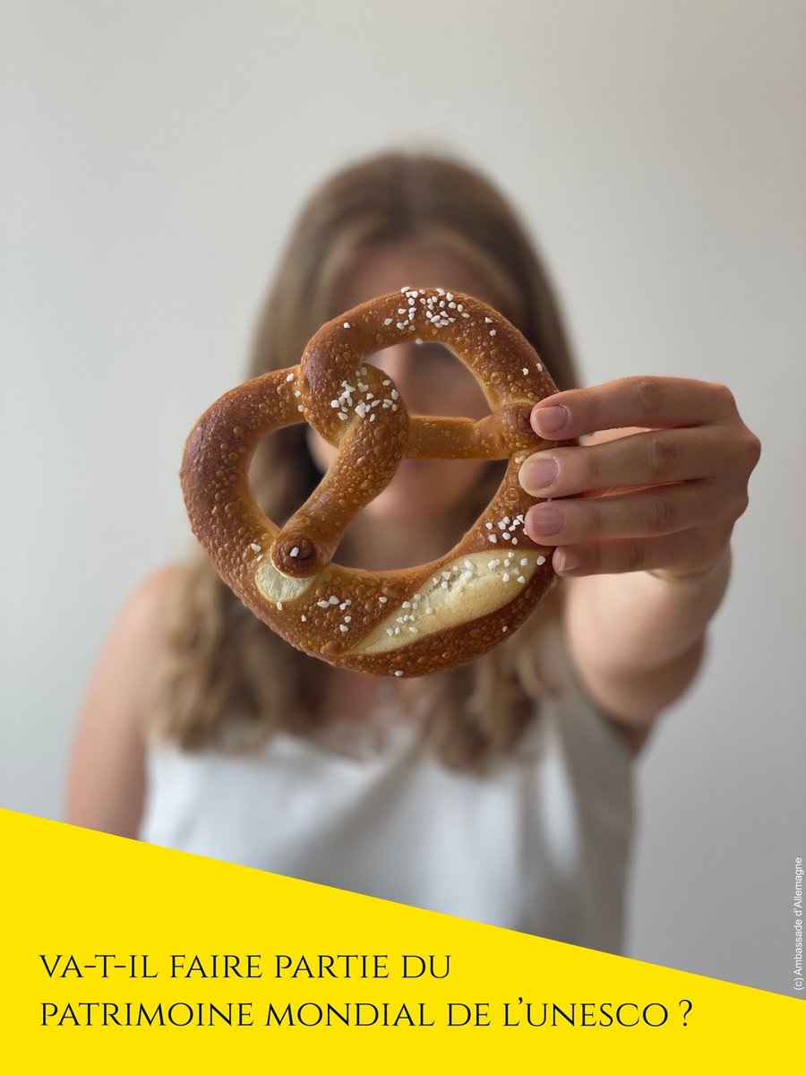 AllemagneDiplo's tweet photo. 🥨 Le #bretzel pourrait rejoindre la baguette 🥖 sur la liste du patrimoine culturel immatériel de l’#Unesco. En 2022, la corporation de la boulangerie du Bade-Wurtemberg en a fait la demande. Nous croisons les doigts pour ce petit pain made in Germany ! 🇩🇪

#GermanyUN50 https://t.co/99SVKBlLO9