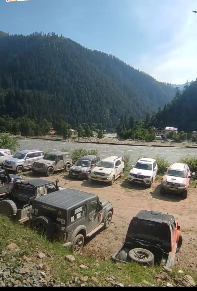 Sentinelofkeran's tweet photo. #lockeran
#Gokeran
#jktourasim 
#jktracker 
#indiantourasim 
@adgpi
@JmuKmrPolice 
@KupwaraTerriers 
@NorthernComd_IA 
@OfficeOfLGJandK 
@AdityaRajKaul 
@ChinarcorpsIA 
@jktourismkol 
@tourismgoi 
@JandKTourism https://t.co/fBhvW9vePw