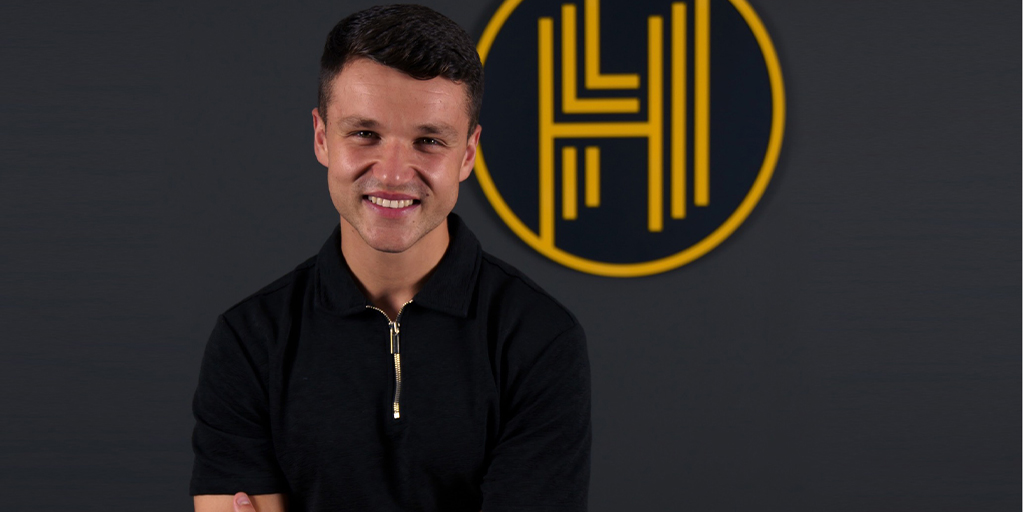 Another amazing 'Spotlight On', today it's with <a href="/RossTesta_/">Ross Testa</a>, Founder of 3 Heads Agency

Click here to read more -> bit.ly/3DgZ7MG

-> #Interview #SpotlightOn #Founder #Video #VideoProduction #DigitalMarketing #SocialMedia #UKNewsGroup #EastEngland #Bedfordshire