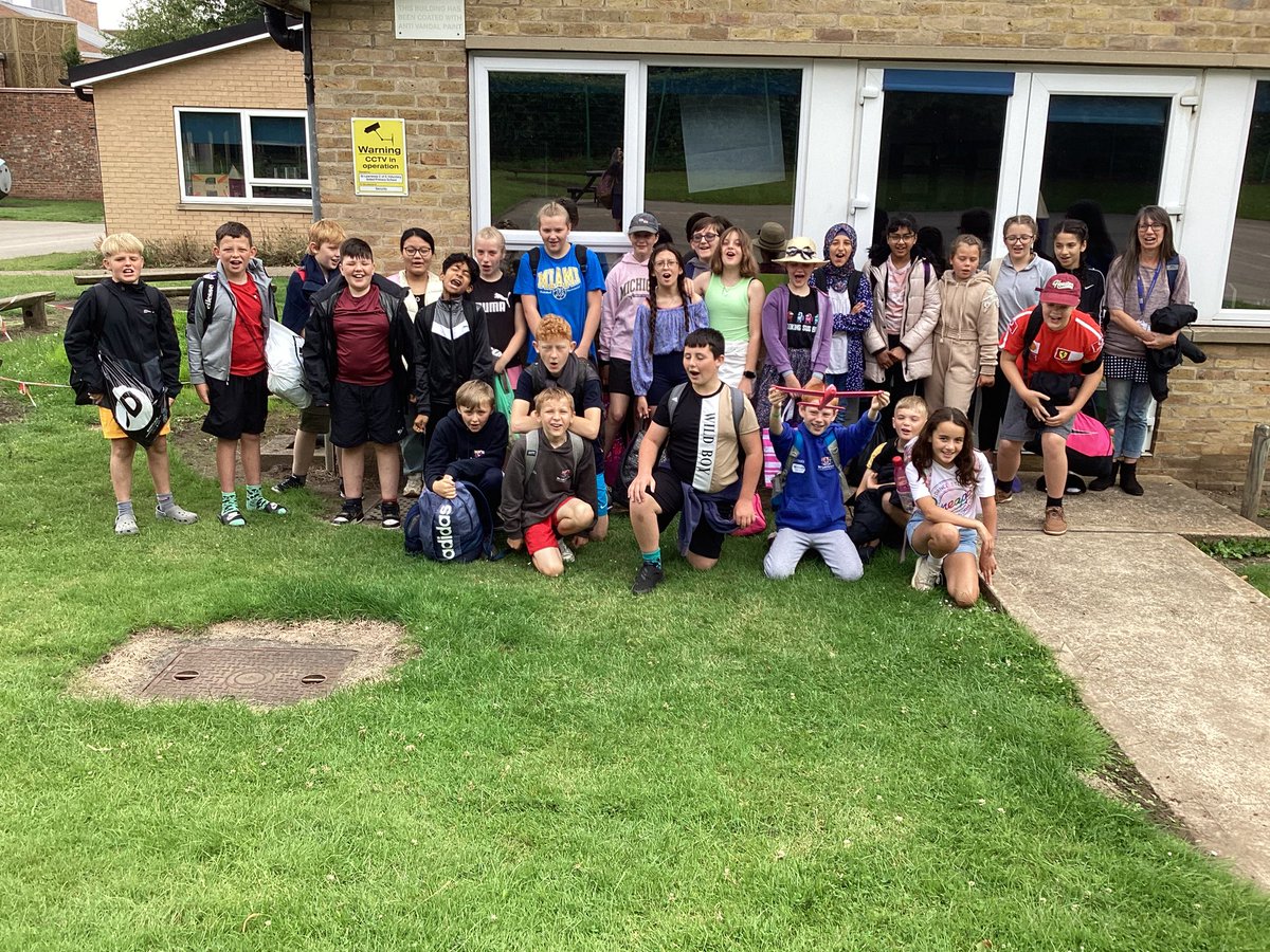 Y6FoxesStLaw's tweet image. What a glorious day we had in Filey! The rain stayed away until right at the end of the day. We played on the beach, in the sea, on the park, ate fish and chips and ice cream! @stlaws_school
