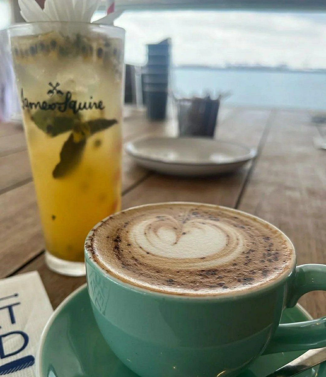 Life is like coffee that is bitter at the beginning, but when you taste it slowly until the last moment, you can taste the sweetest taste among them!☕️