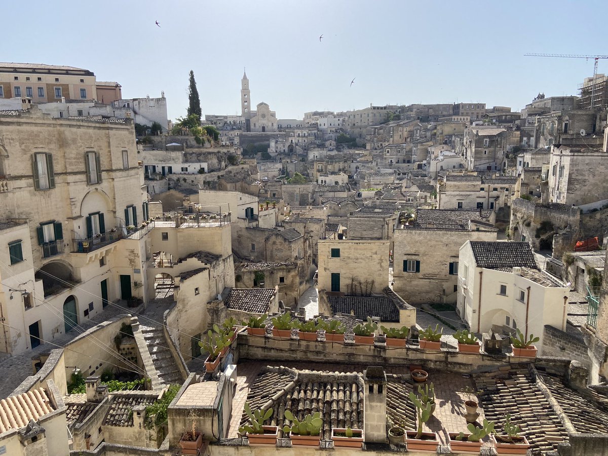 Today with my MICC <a href="/miccunifi/">MICC- Media Integration and Communication Center</a> colleagues <a href="/enrosadira/">Paolo Mazzanti</a> and Filippo we’ll present the ReInHerit toolkit <a href="/reinherit_/">ReInHerit H2020 🏛</a> at the AI and XR PhD Summer school xrsalento.it/xrai-summer-sc…. The students will use the tools in the following hackathon to create new apps &amp; experiences #makeityourown