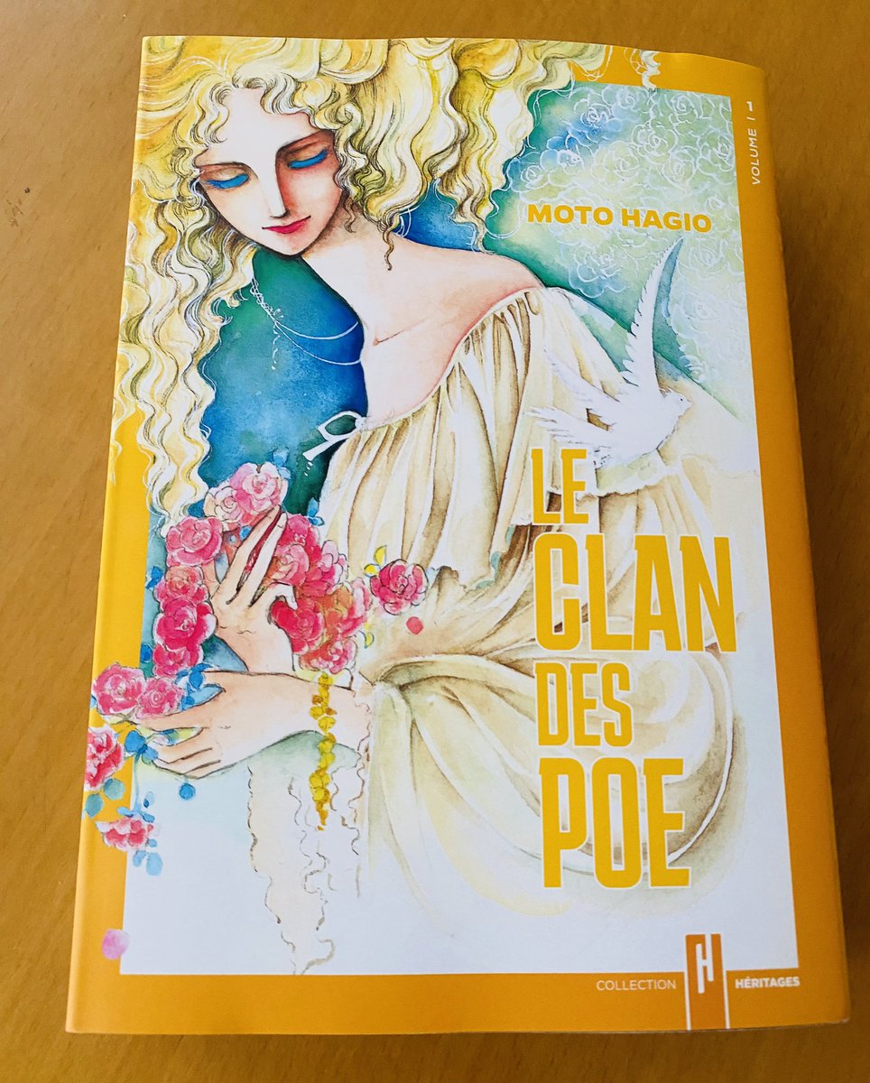 フランス帰りの🇫🇷ヤマウチ編集から『ポーの一族』フランス語版お土産いただきました!merci✨美しいねぇ…フランス語わかる人全員読んでほしいねぇ…