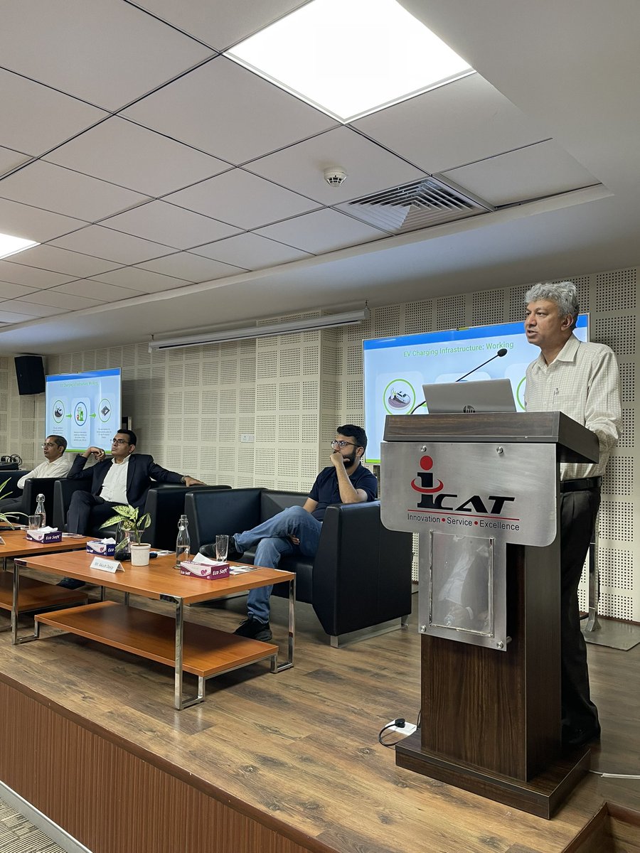 AspireIcat's tweet photo. Final assembly for the day is for a technical session, where industry experts share their views on standards &amp; technical solutions for the EV industry…
 
Festival of Emerging Technologies - ‘Trends in EV Charging’ at ICAT Manesar

#electricvehicles #evindustry https://t.co/k5OvcVb9Sd