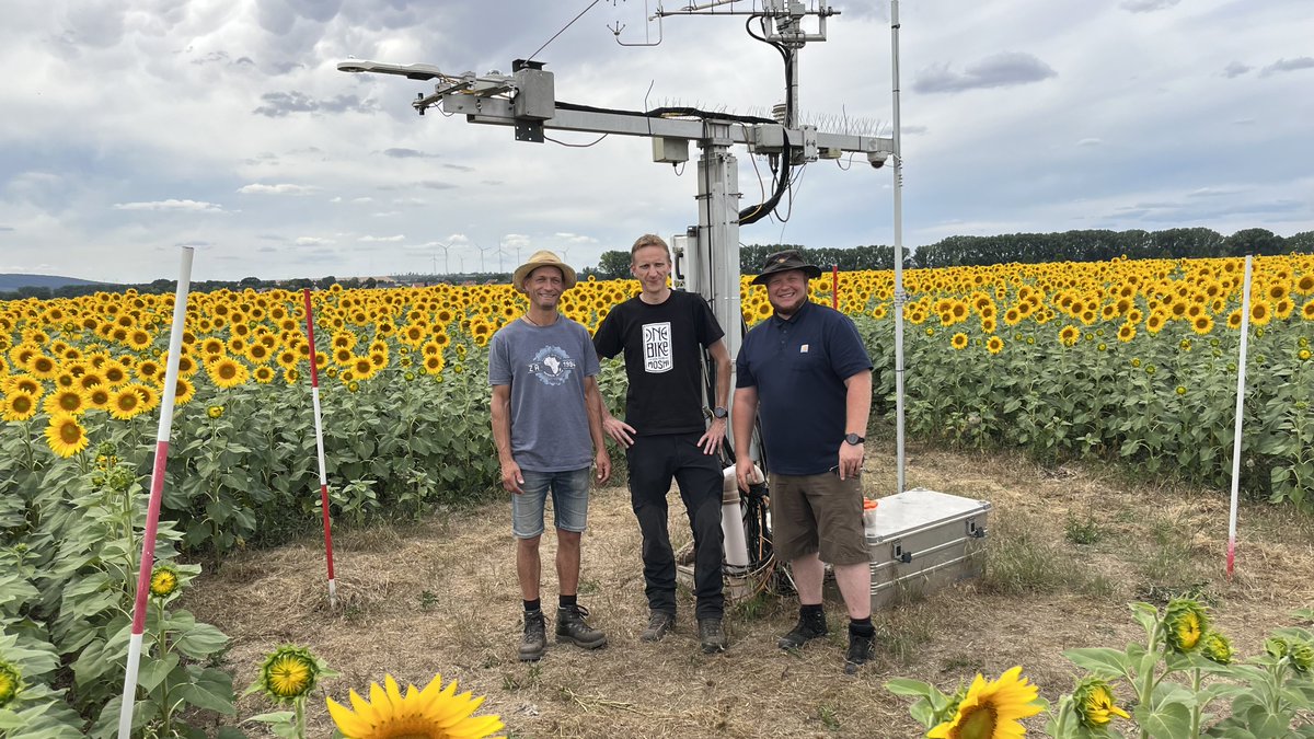 Thank you to the incredible Gebesee crew for your hard work with greenhouse gas measurements! It was a pleasure to visit the site 🌻 Stay tuned for an upcoming #ExploreICOS video!
