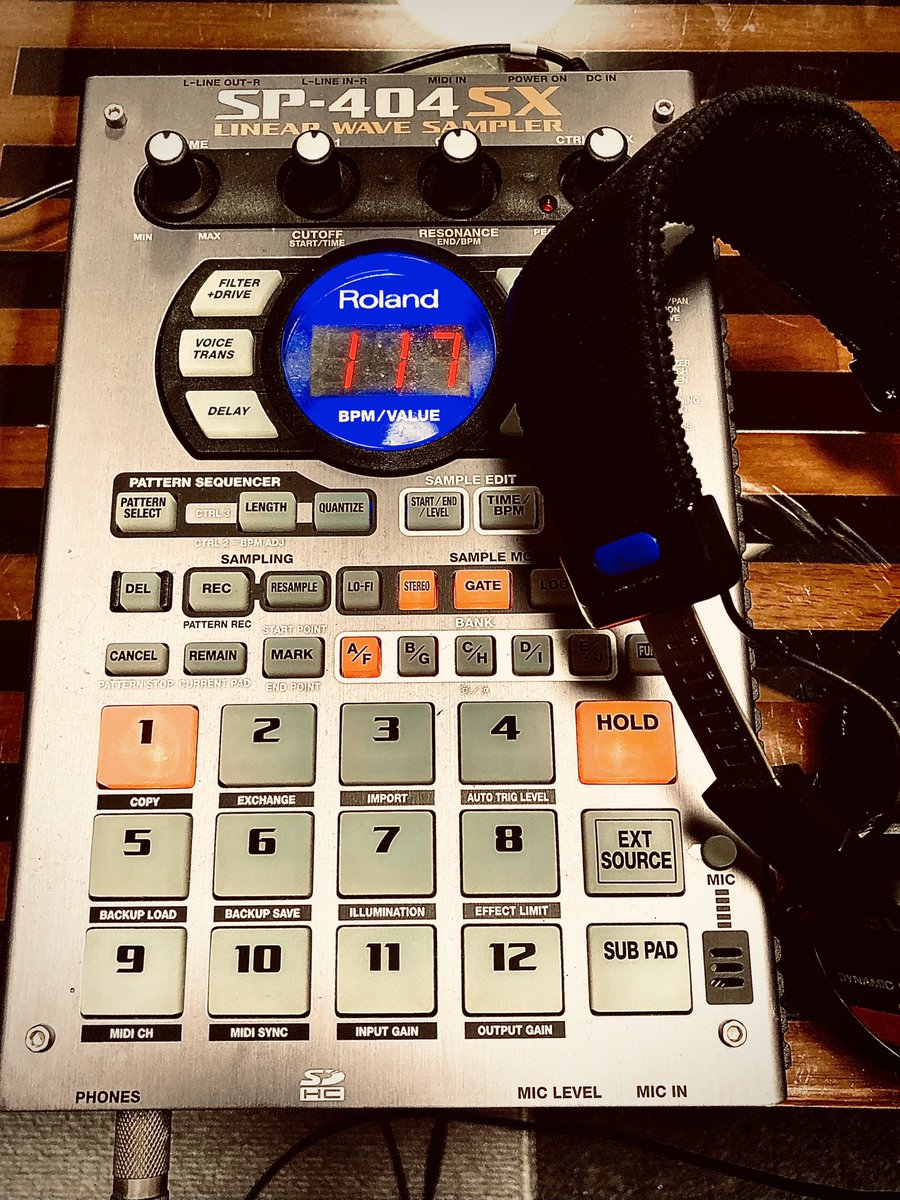 no_punkrock's tweet image. バンドで…イントロ出しだけしゃなくて…これをどう有効活用するか…模索中　#sp404sx