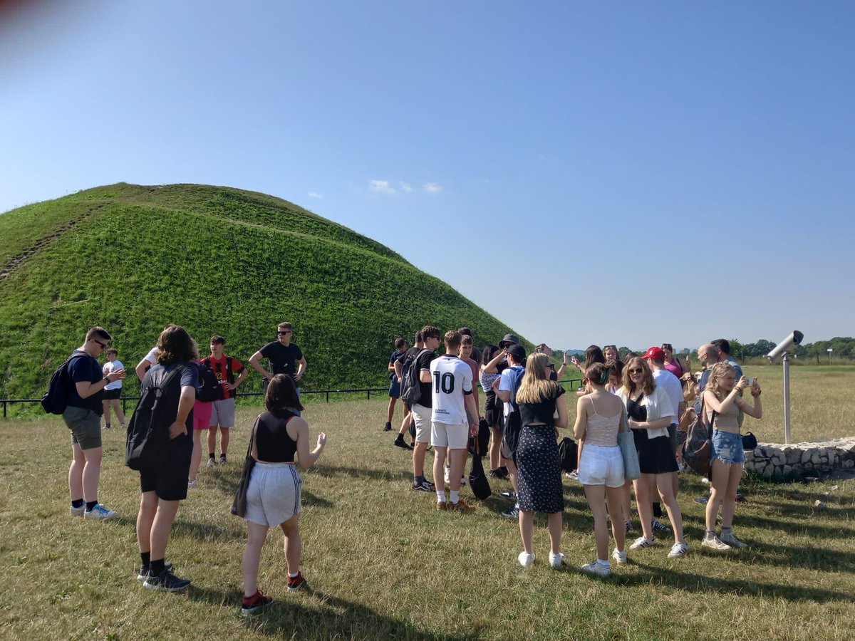IGSphilosophy's tweet photo. Krakow mound @Ilkleygrammar #teamIGS #Krakowtrip2023 https://t.co/IrX2QwqBln