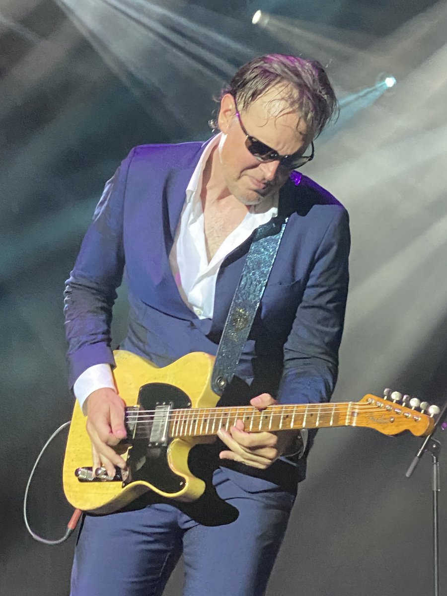 ⁦<a href="/___JoeBonamassa/">Joe Bonamassa</a>⁩ rocking #Carcassonne cité last night. Amazing night in an incredible venue with the world's best blues guitarist and his peerless band. Thanks Joe!