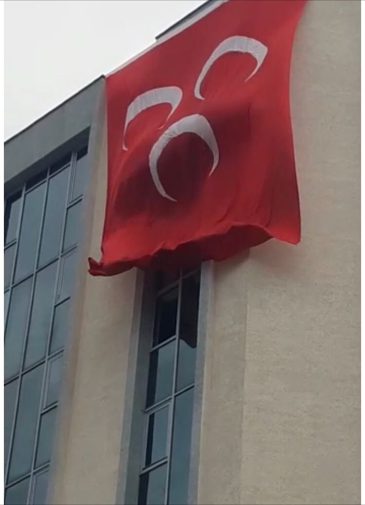 bluesea1616's tweet photo. BİR İNANÇTIR BİZİMKİSİ ÜMİTSİZLİĞİ SİLEN,
YILGINLIĞI SİNDİREN,ÇİLEYİ SÖNDÜREN. @niyazicakir16 https://t.co/6D9M7No23G