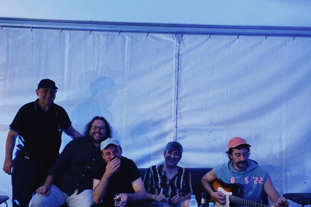 "CÜMBÜŞ CEMAAT" bu akşam saat 21'de IF sahnesinde!
Biletler ifperformance.com'da!
Sonrasında ise saat 00.00'dan itibaren "HipHop Night w/ Tuna Taneri" sizlerle...🤘

#IFPerformance #IFPerformanceHall  #Ankara #Event #KırmızıyaKoş #GeceIFteBiter #CumbusCemaat
 <a href="/cumbuscemaat/">Cümbüş Cemaat</a>