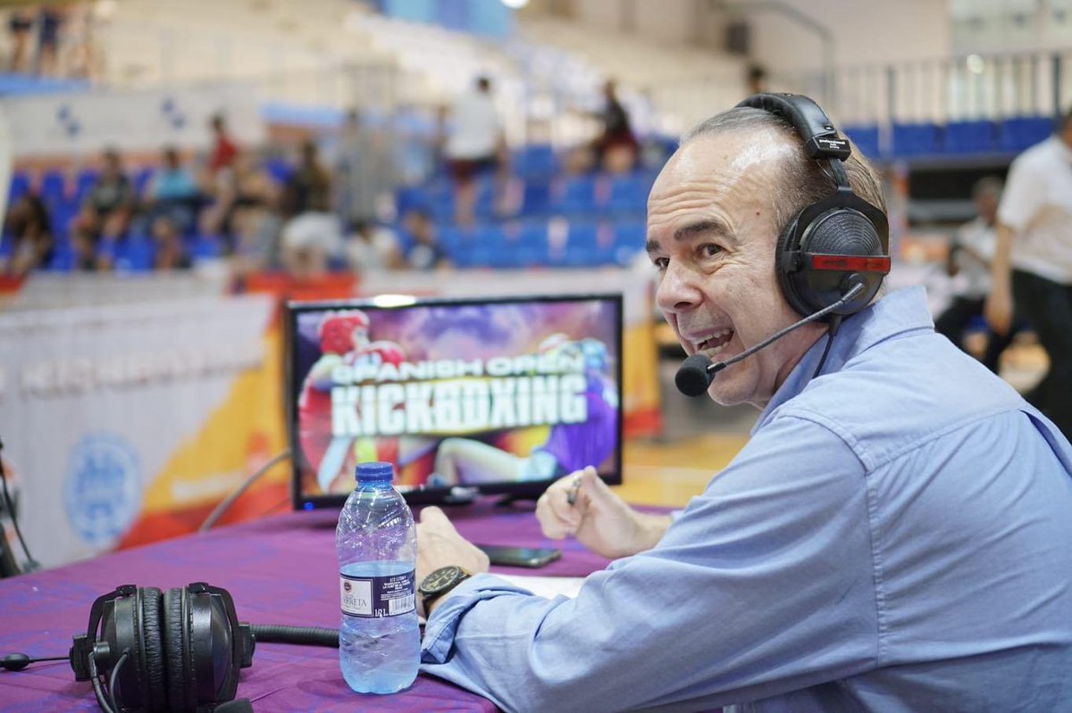 Cada día me gustan más los deportes de contacto. ¿Es grave, doctor?
El pasado domingo en <a href="/BenidormAyto/">Benidorm</a>, en el Spanish Open de Kickboxing. <a href="/fekm_fekmania/">FEKM</a> <a href="/spainmuaythai/">FEKM Muaythai</a> <a href="/JesusEguiaFEKM/">JESÚS EGUIA MARTÍN</a> <a href="/padeltelevision/">Padel Television</a>