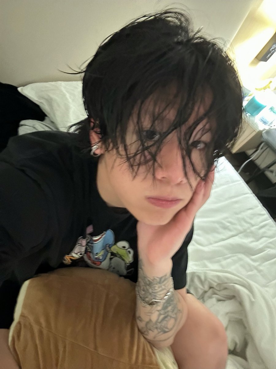 Emo Style Boys Wallpapers - Wallpaper Cave, image size:900x1200