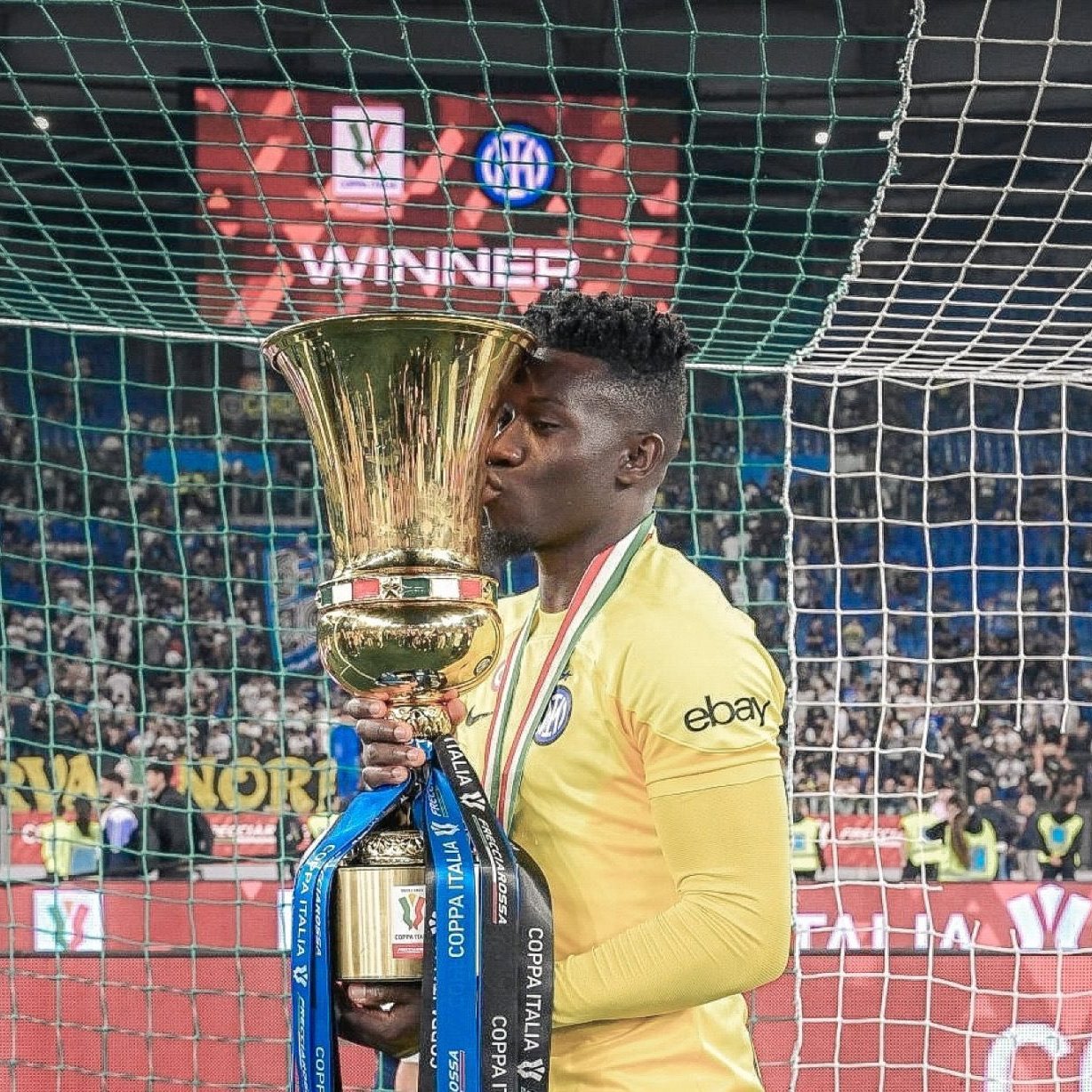 Transfer News Live on X: "🎙️ Andr&eacute; Onana: &ldquo;I am a person who always wants  new challenges. Playing in the Premier League and for a club like  Manchester United is irresistible. I