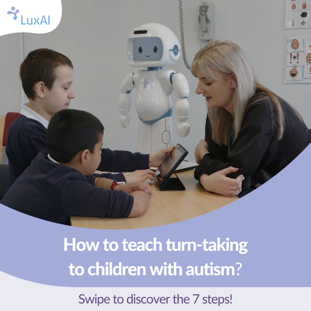 QT robot tweet media