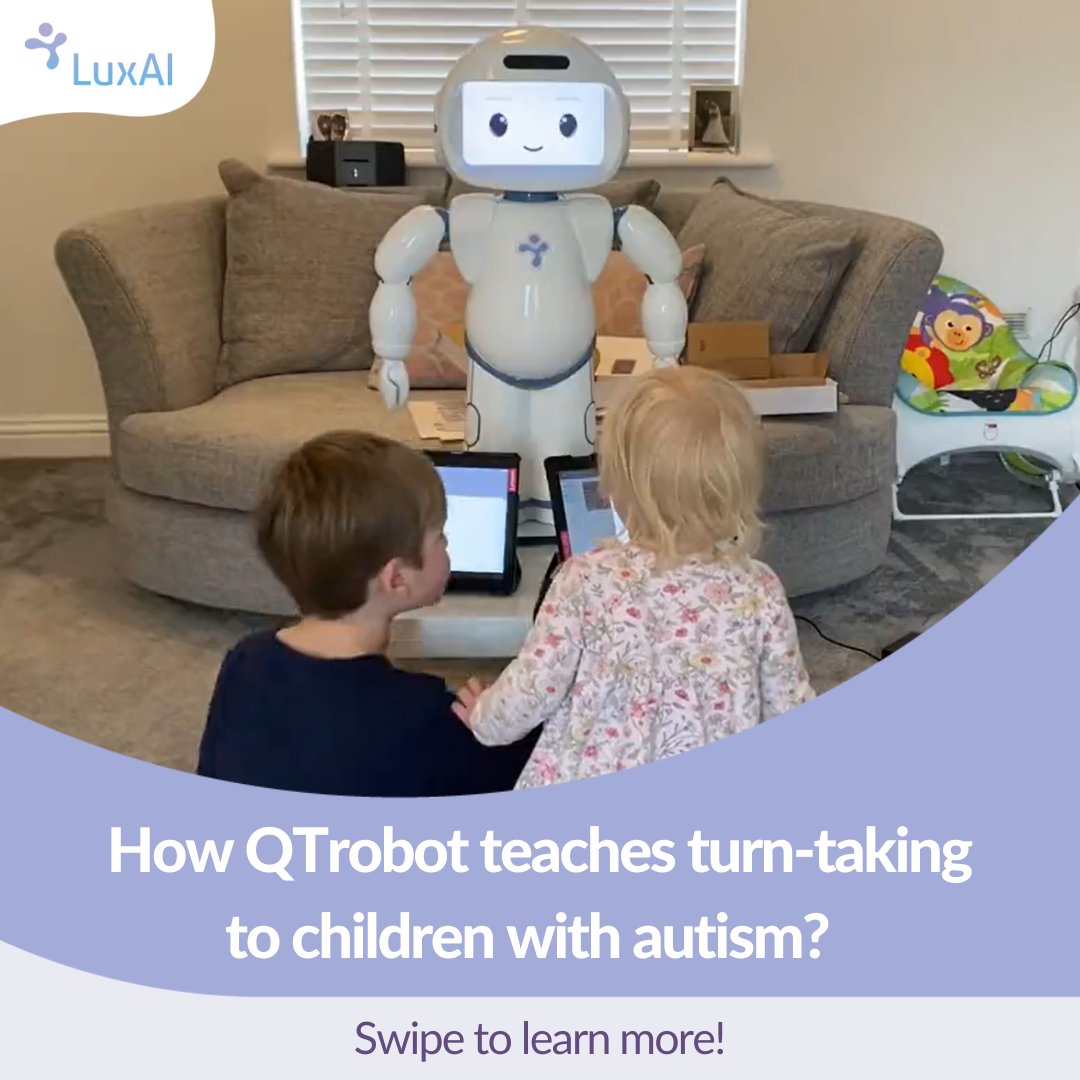 QT robot tweet media