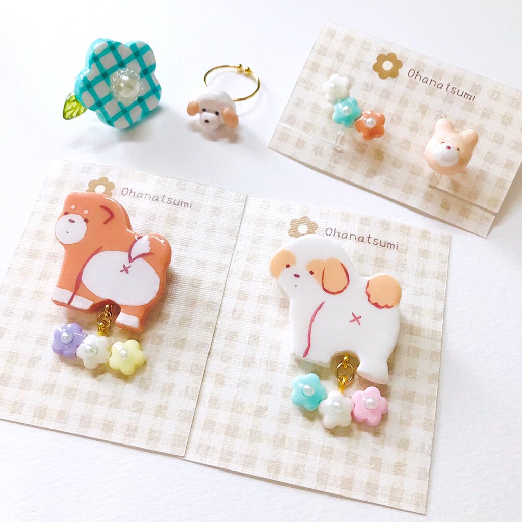 \HMJまであと3日!/

HMJ初出展です!
レトロモチーフな画集、塗り絵、グッズ、樹脂粘土で作ったワンコアクセサリー🐶
初めてオーダードローイングもする予定です🌷

7/22(土)23(日)両日
ブース番号  G-60
https://t.co/22b7CGmUD7
@hmj_fes 