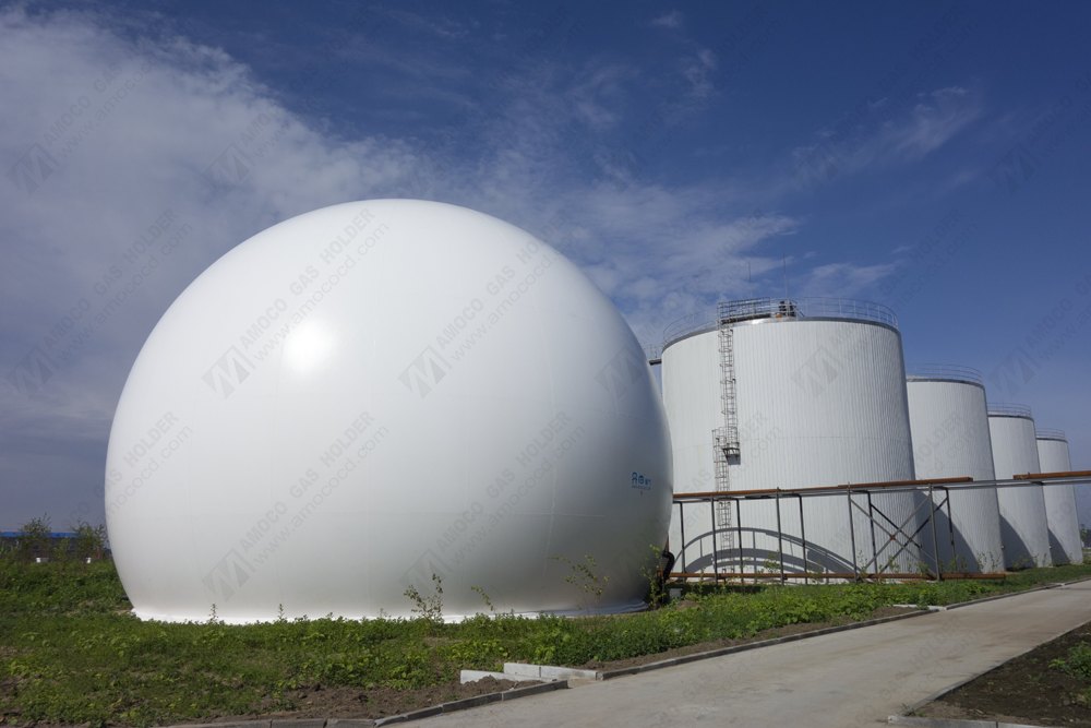 BiogasHolder's tweet photo. New video of our gasholders' operation at site.
Youtube link:https://t.co/O4tAjKnfjG

Volume: 2500m3 Double Membrane Gasholder;
Category: municipal solid waste treatment;
Completion date: July, 2020;

Today we visited our gasholder installed in 2020 for Routine after-sales work. https://t.co/mg68uWr6Z4