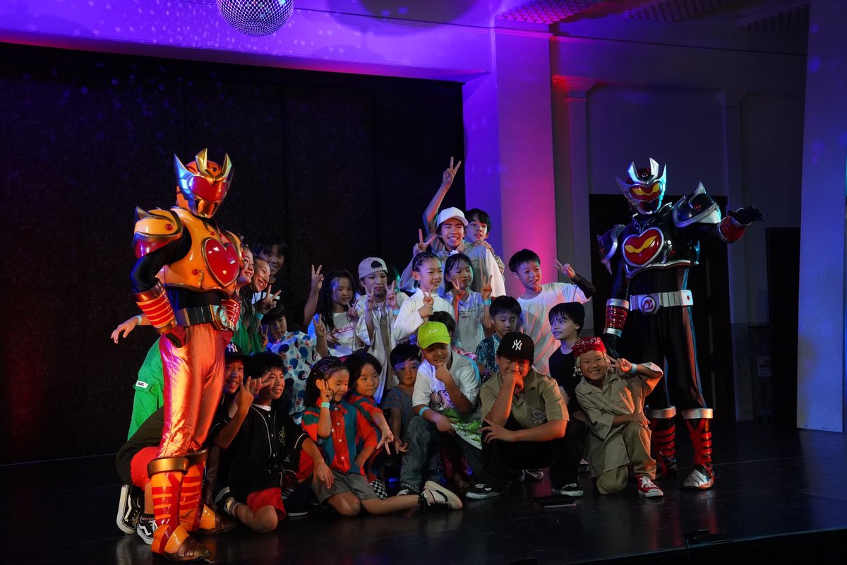 NEGA_DYNE's tweet photo. 会場のボルテージを感じて欲しい。
#BloomOne
#SummerParty https://t.co/Ak5uVGBqRo