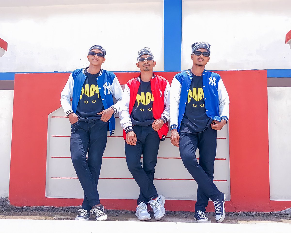 kkdc_present's tweet photo. "Guys, a new album video(Dance Cover Song) is coming very soon!" and you all ready to stay tune guys ❤️🤞 https://t.co/JxDcLaq26e https://t.co/8lcMLrVtB9