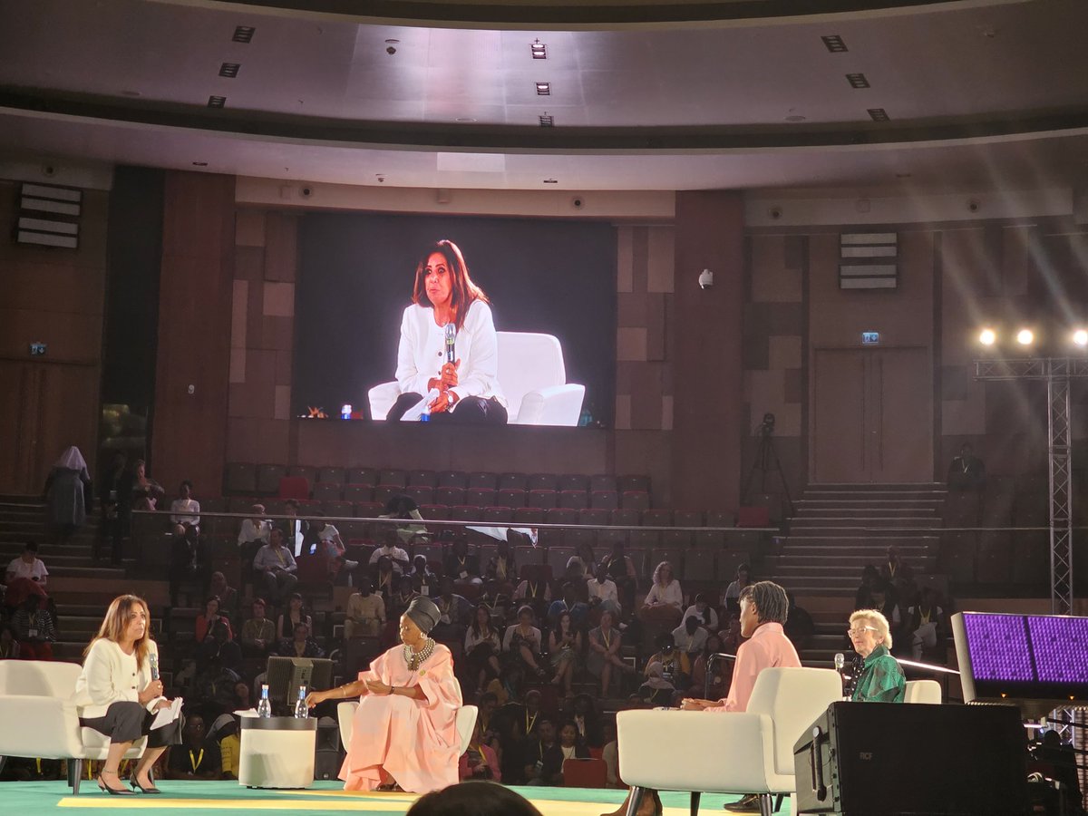"Women contribute to 60% of the world's food production but only own 10% of the land. They feed the world but can barely afford to feed themselves."  We need to do better and do better now! #WD23
#Genderequality #climatecrisis