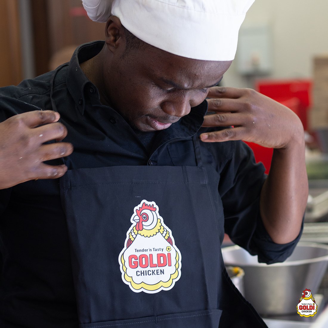 goldichicken's tweet photo. AboChef bakhiphe unyawo izolo with a tasty soup for our people at Itlhokomeleng Association for Aged & Disabled. Thank you to #ChefsWithCompassion for partnering with #GoldiChicken on #MandelaDay.
What did you get up to yesterday? Make it #MandelaMonth and spread joy in July. https://t.co/fyP84NlrcA