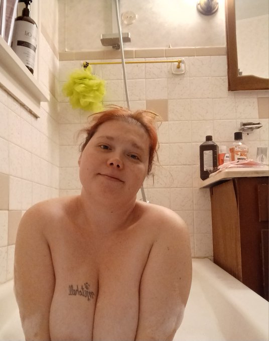 Just wanted to let everyone know that if you purchase me something from my wish list, I will make a custom<a href="/tag/hadalongday"class="tags"><span>#hadalongday</span></a>