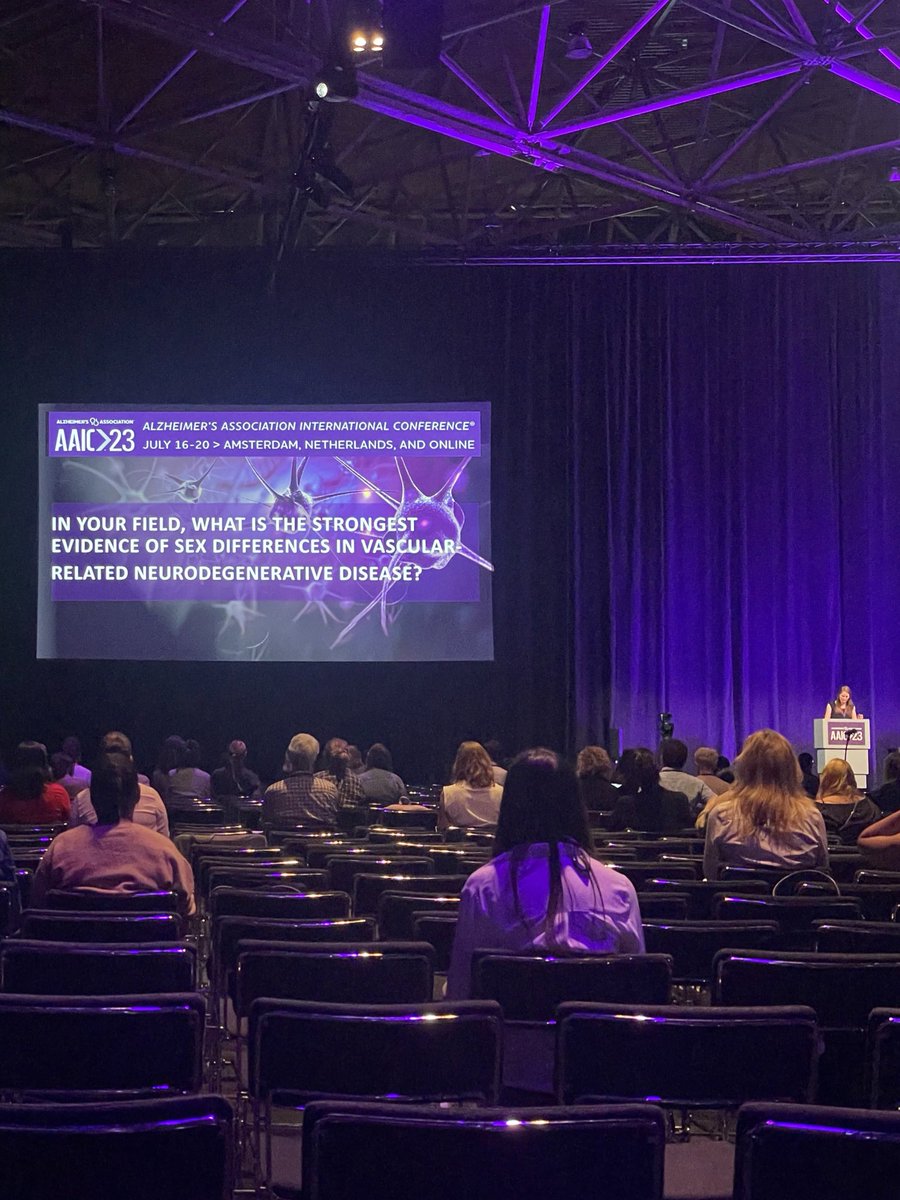 Been looking forward to this #AAIC23 session all week 🤩 Chaired by the amazing @bucklr01, “Closing the sex/gender gap in dementia: Honing in on the vasculature” 🧠🫀 #endalz @ISTAART @alzassociation @SexAndGenderPIA @VascularPIA