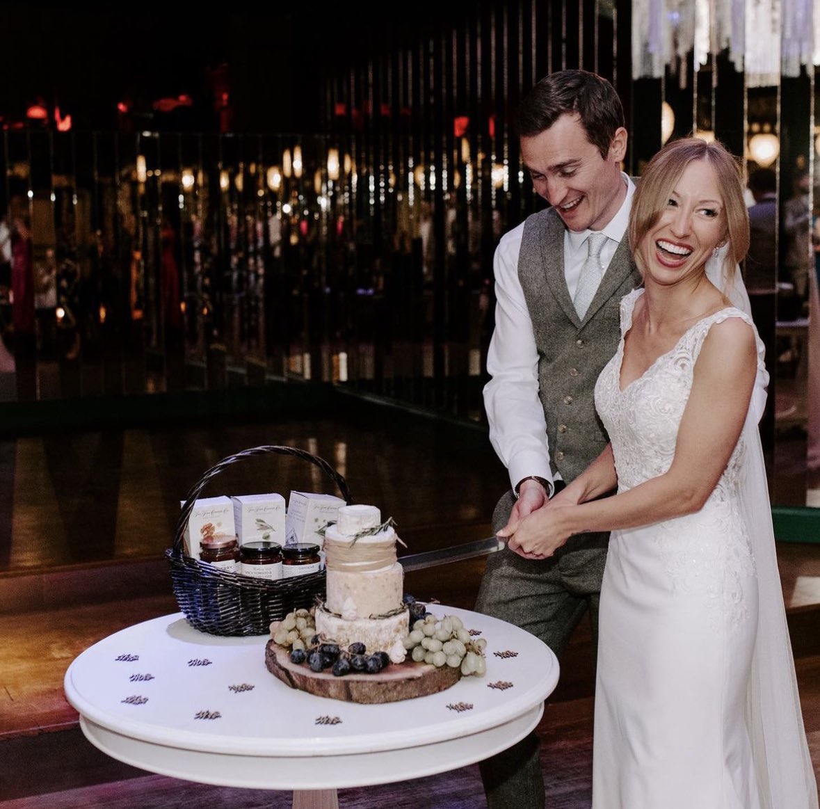 WCCheeseCo's tweet photo. We LOVE wedding cheese cake cutting photos and this is just wonderful from customer Sophie Bartley with photography by Caroline Opacic Photography.
If you’re interested in a wedding cheese cake for your big day, you can find out more in our FAQs here: https://t.co/9REFiTLsPa https://t.co/cjS4rMHWcv