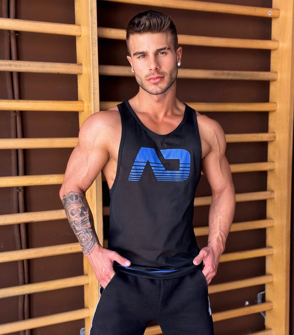 No todos los ojos cerrados duermen, ni todos los ojos abiertos ven! @addicted_offic  ! 10% Discount with
