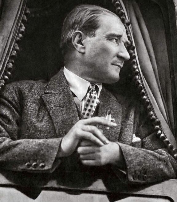 sguler666's tweet photo. @historyinmemes Atatürk, the greatest leader in history. https://t.co/CoHI6z4Kf1
