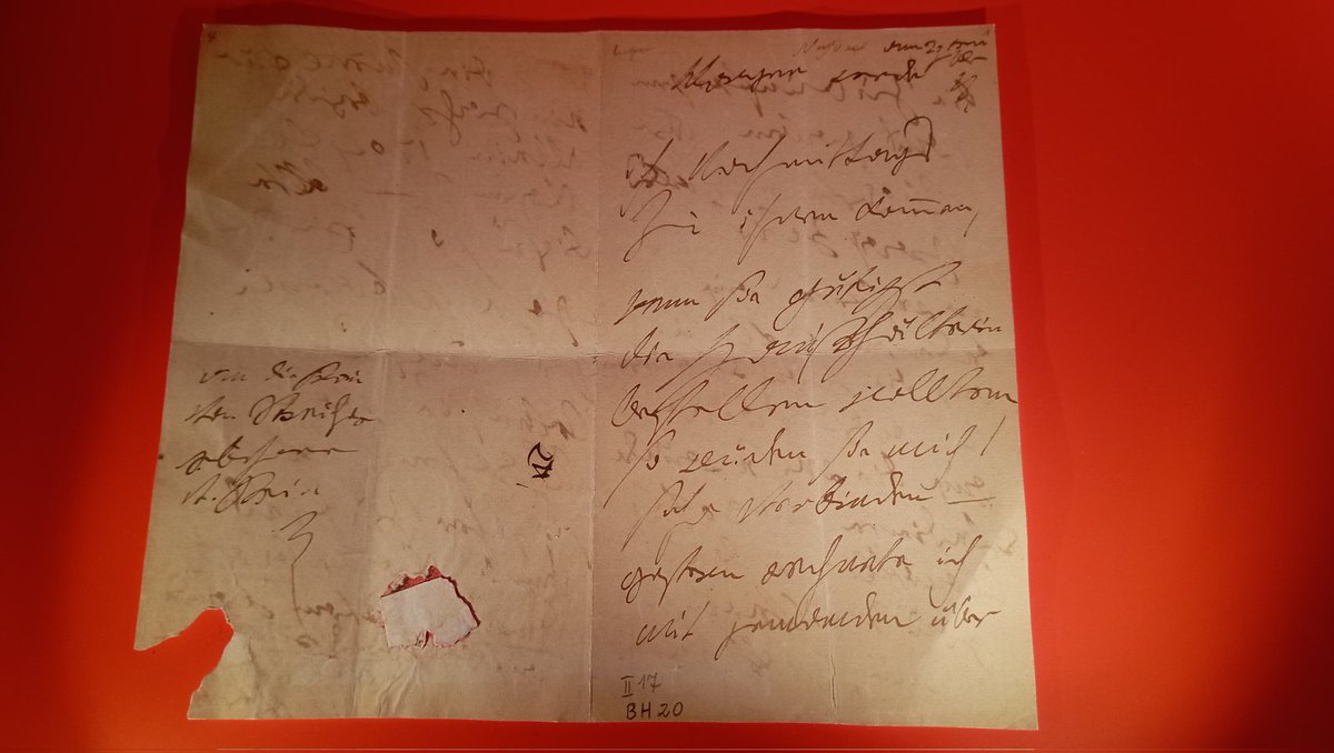 corpseinthesky's tweet photo. After many many many visits to the Beethovens museums shop (they used to sell opera dvds there) I finally visited the museum itself and I'm kinda obsessed with Beethoven's handwriting now
Absolutely illegible https://t.co/wGMhVVtpcB
