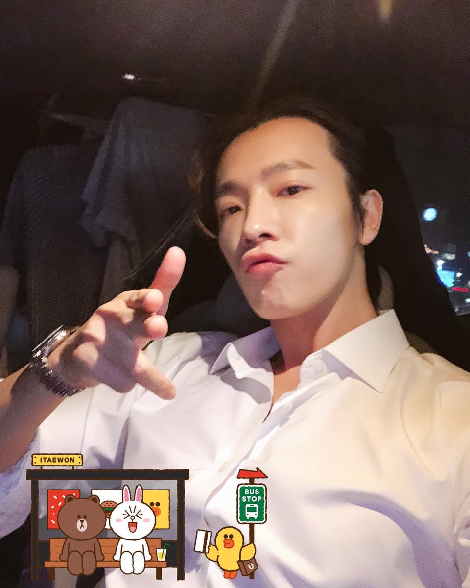 DHL00K's tweet photo. #동해 #DONGHAE https://t.co/pDZyJqoNrS
