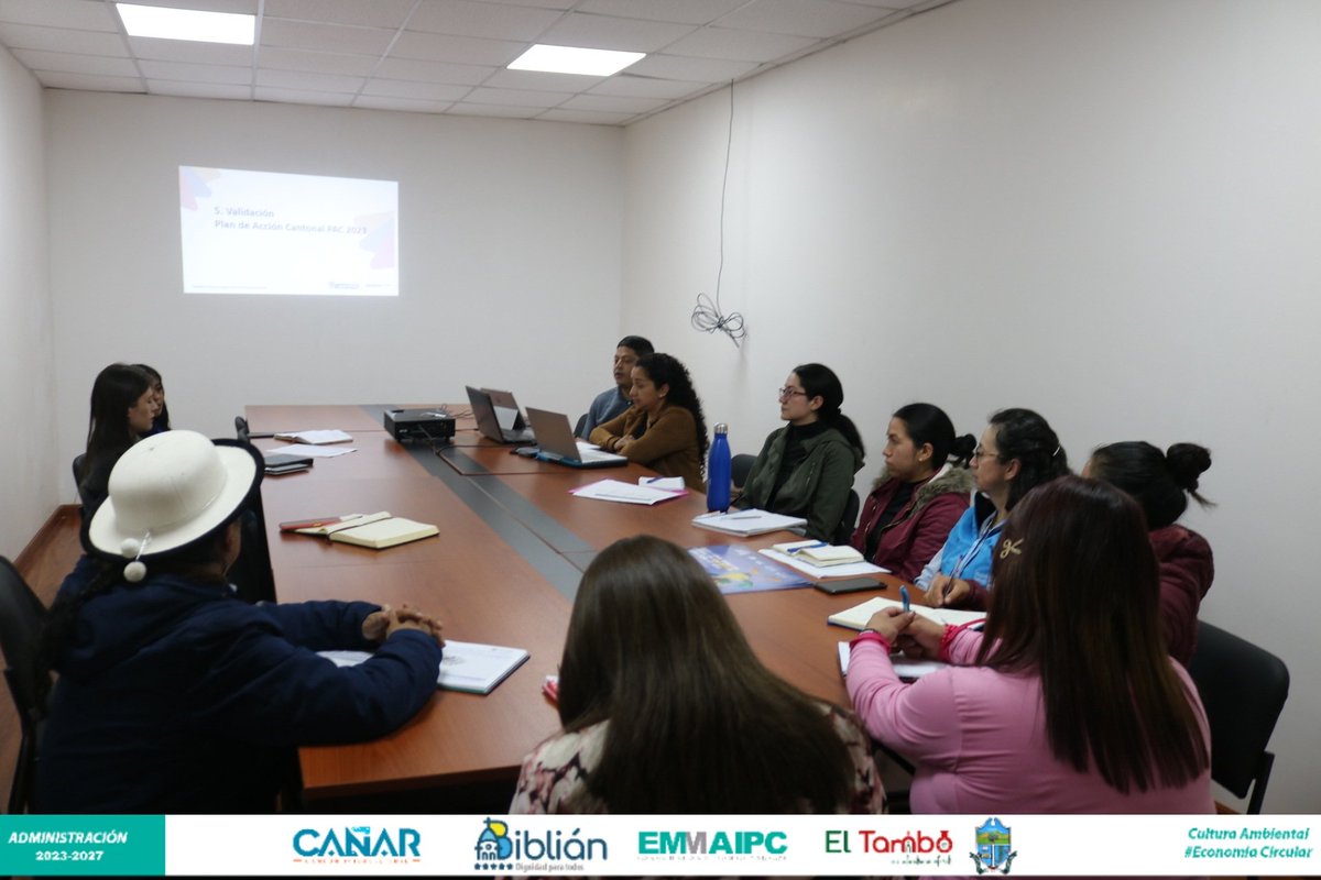 emmaipc's tweet photo. #Emmaipc ♻️💪🏽
Promovemos acciones que nos ayudan a a conservar la biodiversidad y la salud. 👨🏽‍⚕️♻️

El día de ayer participamos en la mesa Intersectorial Cantonal #Biblián en el marco de la " Estrategia Nacional Ecuador Crece sin Desnutrición Infantil. https://t.co/EfIgX154I3