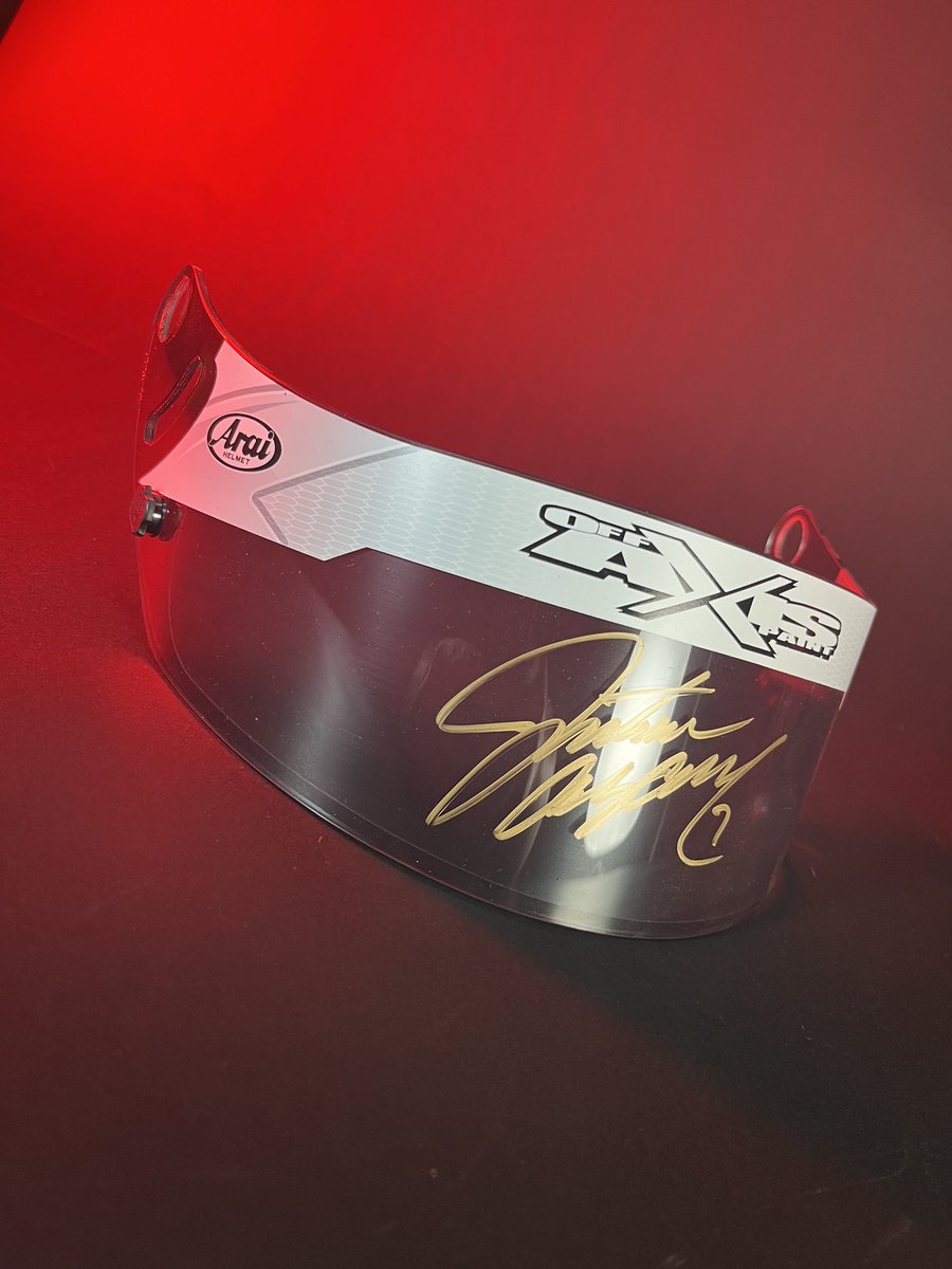 🄾🄵🄵 🄰🅇🄸🅂 🄿🄰🄸🄽🅃 tweet media