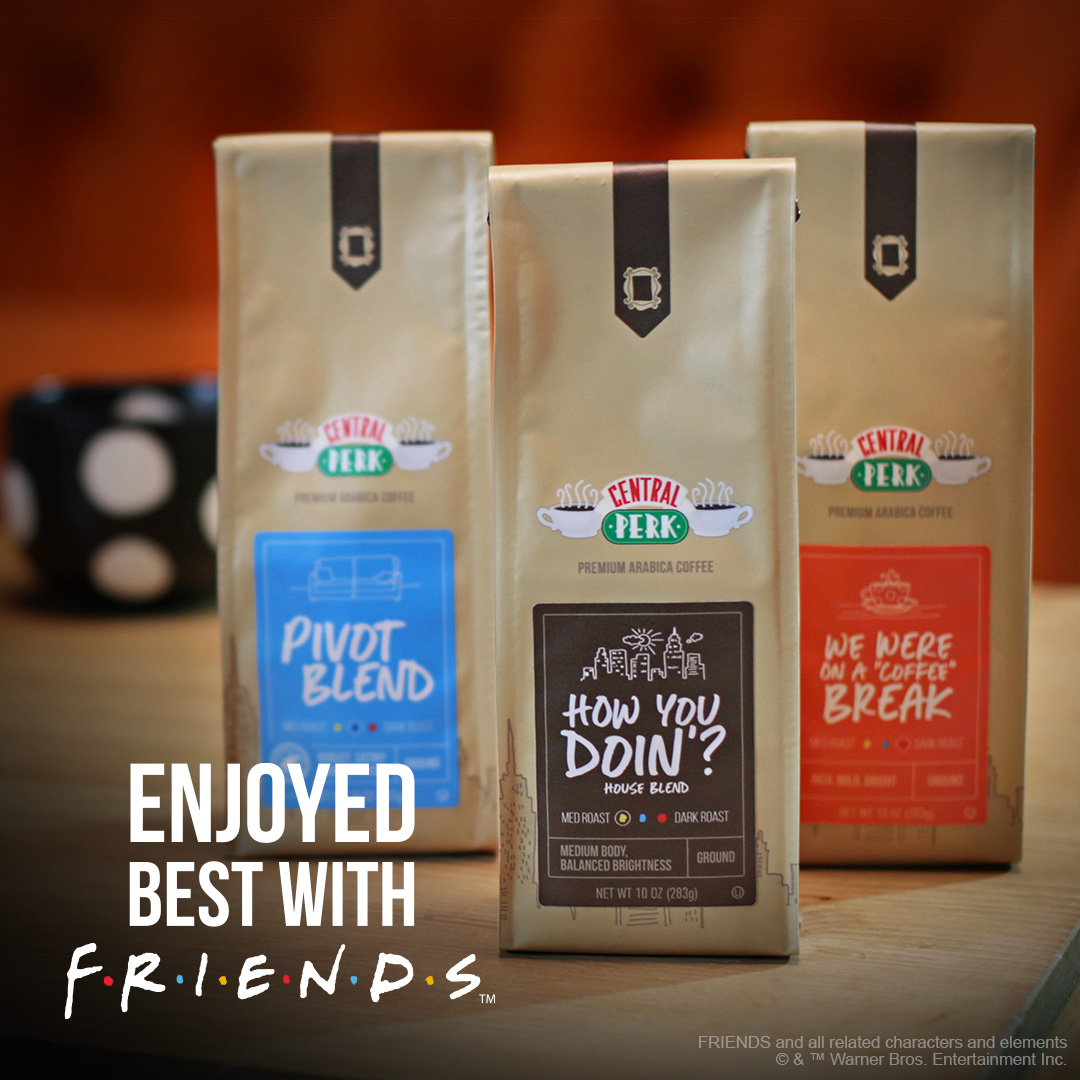 FriendsTV's tweet photo. Central Perk is giving away free coffee daily in honor of #FriendsFanWeek! Check out https://t.co/PMruxY9jkl to learn more. https://t.co/H0jCIGcEIn