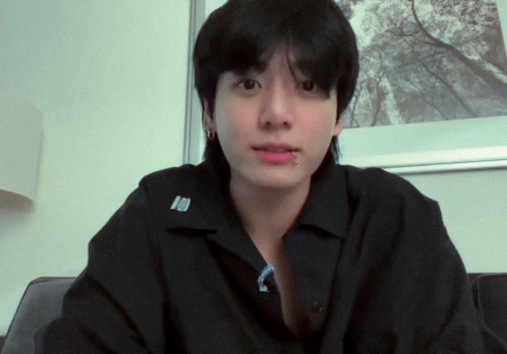 tyong813's tweet photo. @Spotify Jungkook💜 https://t.co/WcTbm8XQnK