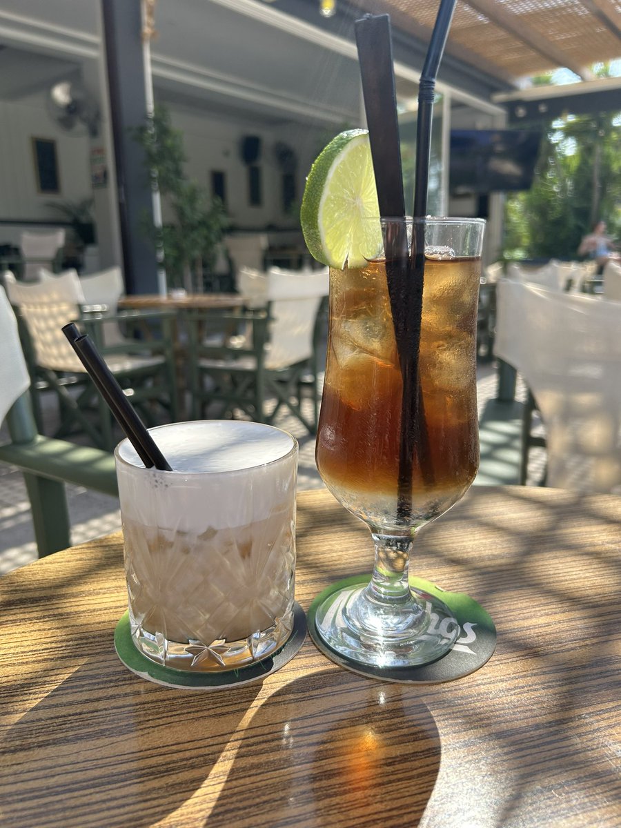 djsuziemcguire's tweet photo. Feeling up for it #friendsbar #kalamaki #zante 😎🇬🇷🥳🍹♥️ https://t.co/rMFDG9gkCM