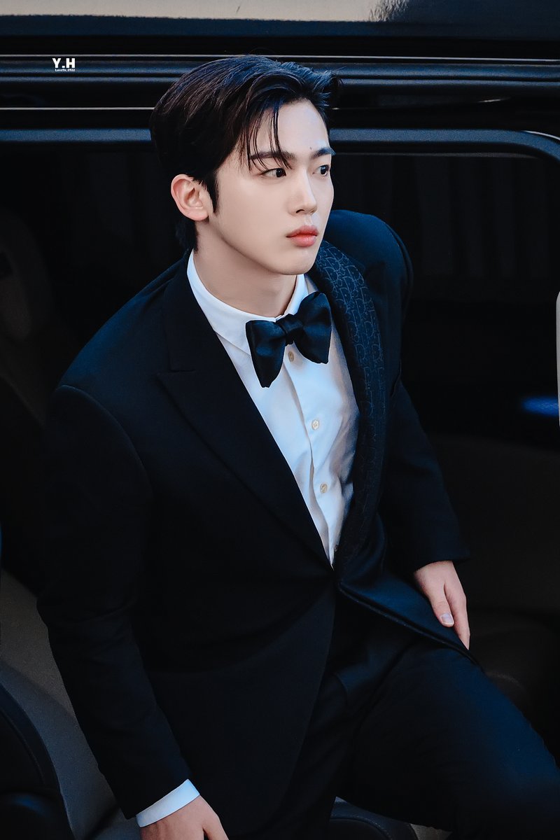 Lovefix_0922's tweet photo. 230719  청룡시리즈어워즈

왕쟈님 등장 🖤

#김요한 #요한 #yohan #KIMYOHAN #ヨハン #キムヨハン #WEi #위아이
 @WEi__Official @WEi__Member https://t.co/rdpxKeoqGe