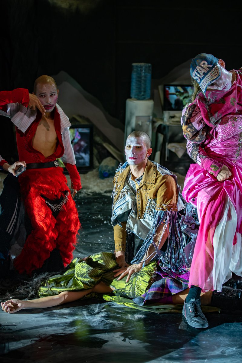 YardTheatre's tweet photo. It's Lambdog1066's year at The Yard: they recently were the costume designer on @bullyache_'s #NOW23 show and now they're back with us for #TheFlea. We can't wait to see their take on Victorian England, and you shouldn't wait either.
Seriously.
🔗 https://t.co/I8TEjiTCme https://t.co/rT9JTnrke4