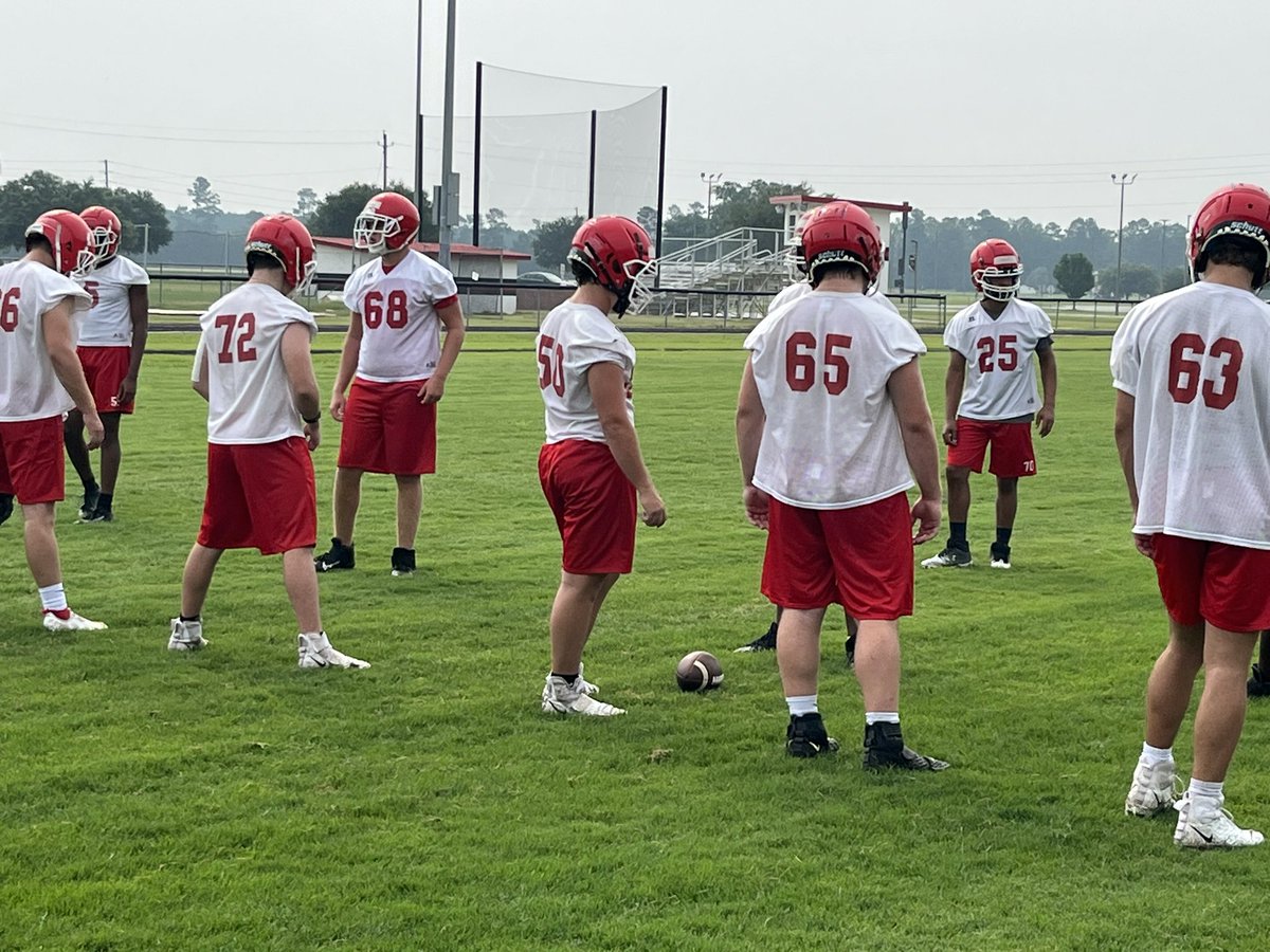 Those dudes from HP are working hard this morning. Season starts a month from Friday and the Raiders expect to be in the mix in Class A. @WadePoston @Marcushp20 @CoachWoodberry