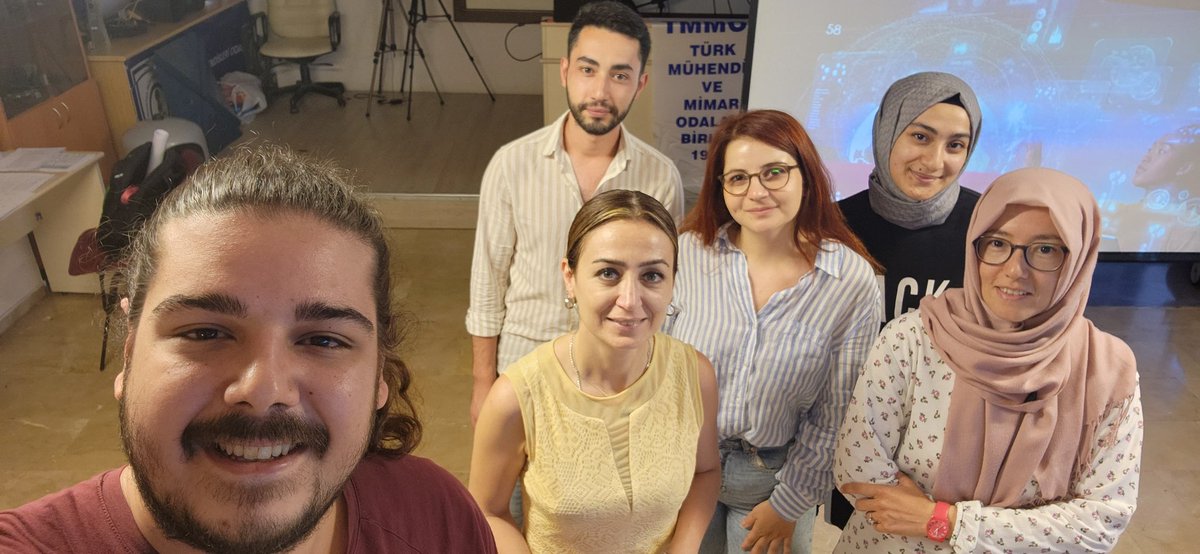 YasemenCaliskan's tweet photo. "Geleceğini İnşa Et" Kariyer Planlama Programımızda Makina Mühendisi öğrencileriyleyiz.

#5n1kgelisimakademisi
#kariyer #egitim #mülakatlarahazırlık #uygulamalıatölye #kurumsalgelisim #uygulamaliegitim #kurumsalegitim #egitim #proje #kocluk #degisim #kariyer #yetenekyönetimi https://t.co/m7UM2gG8Zl