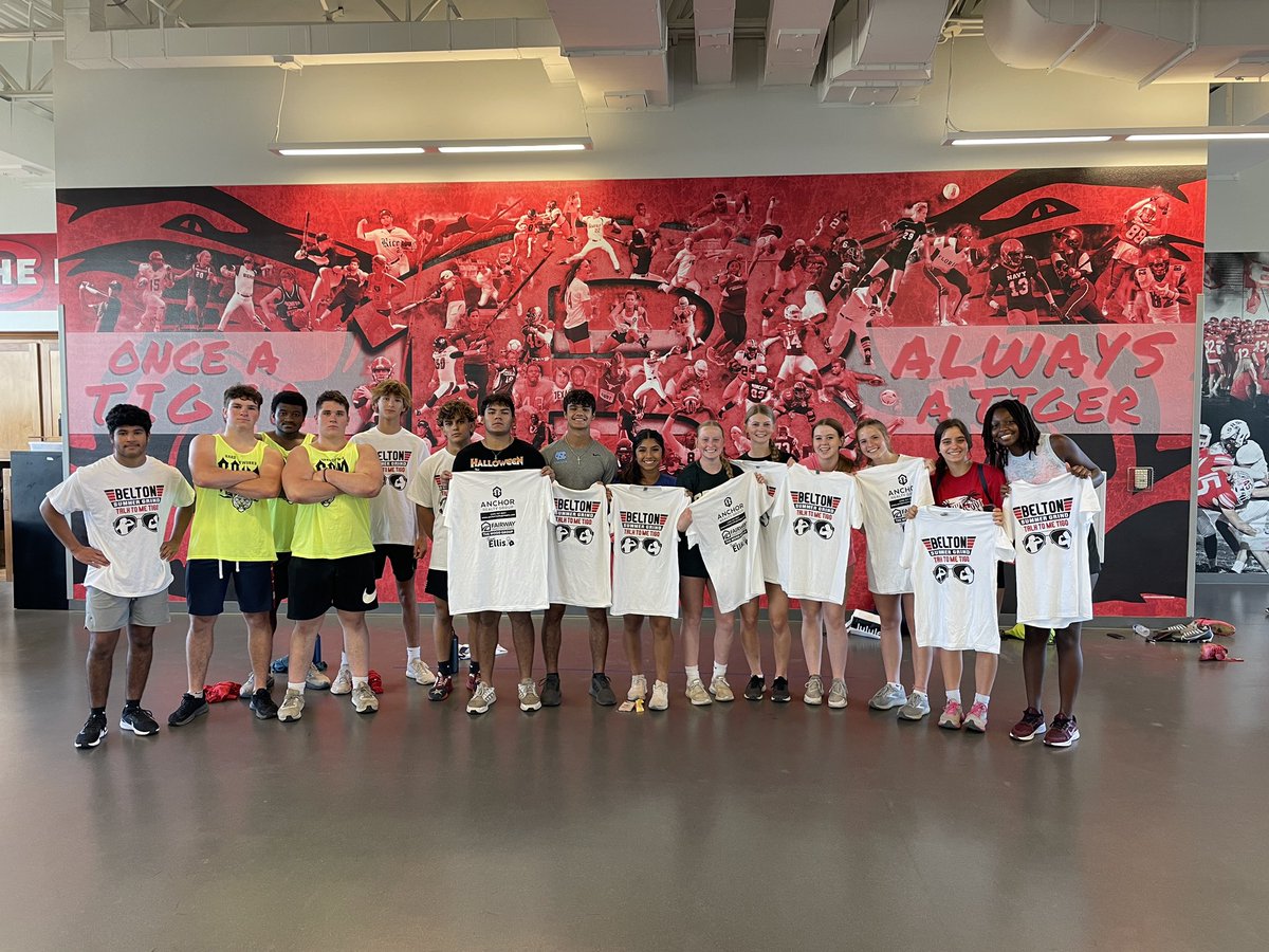 thebeltontigers's tweet photo. Our #TigerGrinders 😎💪 for the week! #TigerFlex #TigerGRIT 🐅💪 @BeltonStrength https://t.co/ItGcOf8yJr
