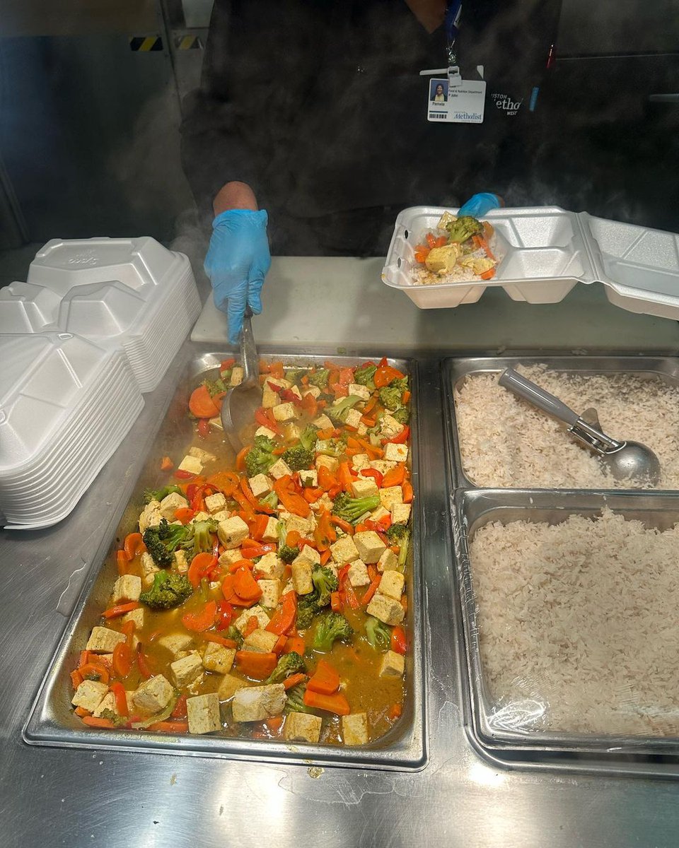 This is exciting!!! After much discussion @houstonmethodist is adding healthy plant based meals. At Methodist west today we had stir fry tofu!!! We are cutting down on saturated fat and increasing plant based options.