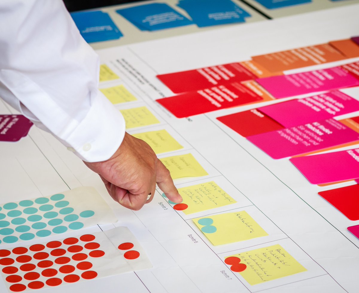 🚀Startklar für #KünstlicheIntelligenz – Unsere Angebote für Unternehmen in #NRW: Im »AI Design Sprint™« lernen Sie die Anwendungsmöglichkeiten von #KI in bestehenden oder neuen Produkten kennen &amp; erfahren, wie sich Prozesse KI-gestützt optimieren lassen. ki.nrw/ai-design-spri…
